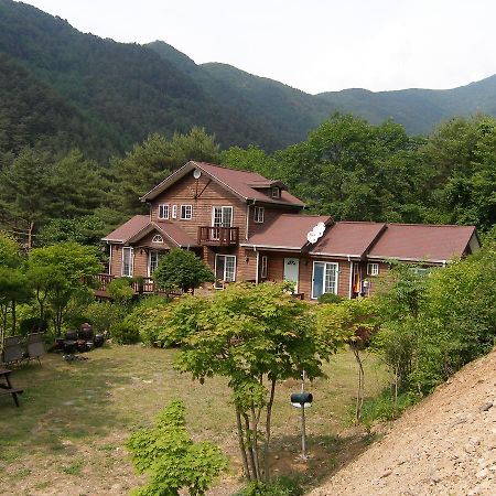 Fairy Tale Pension Pyeongchang Exterior foto